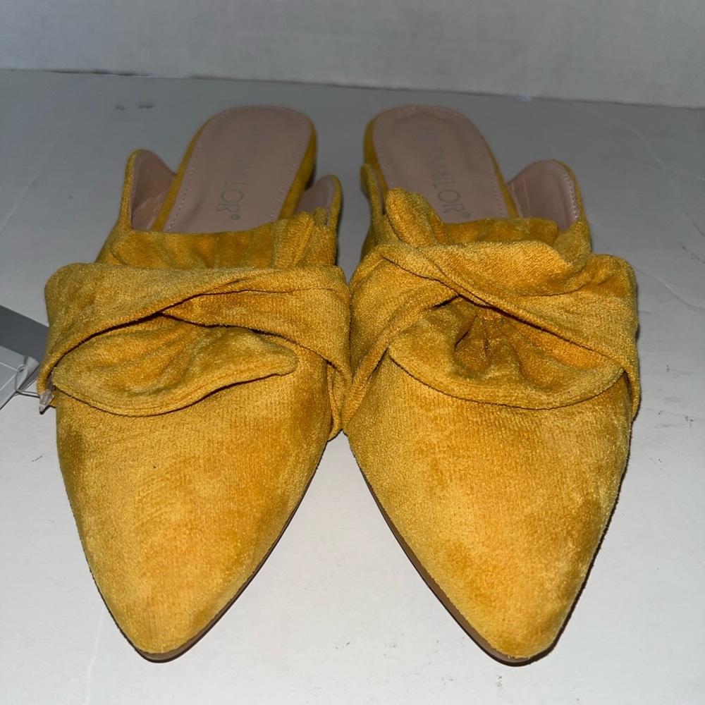 Mustard Samilor cute mules size 8
